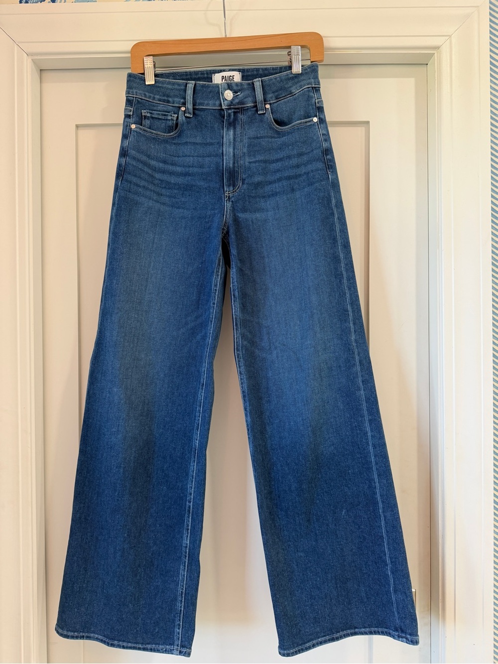 Paige Anessa 31” inseam 27” waist